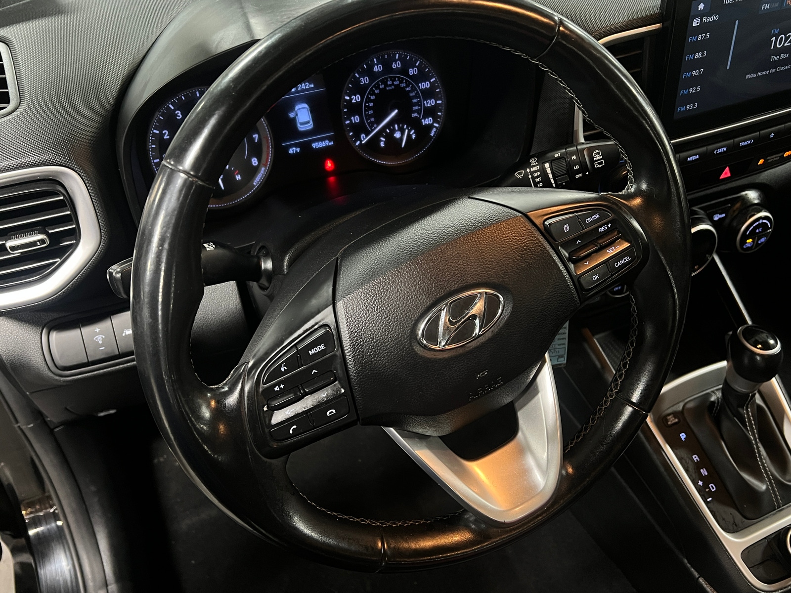 Thumbnail: 2022 Hyundai Venue - 5