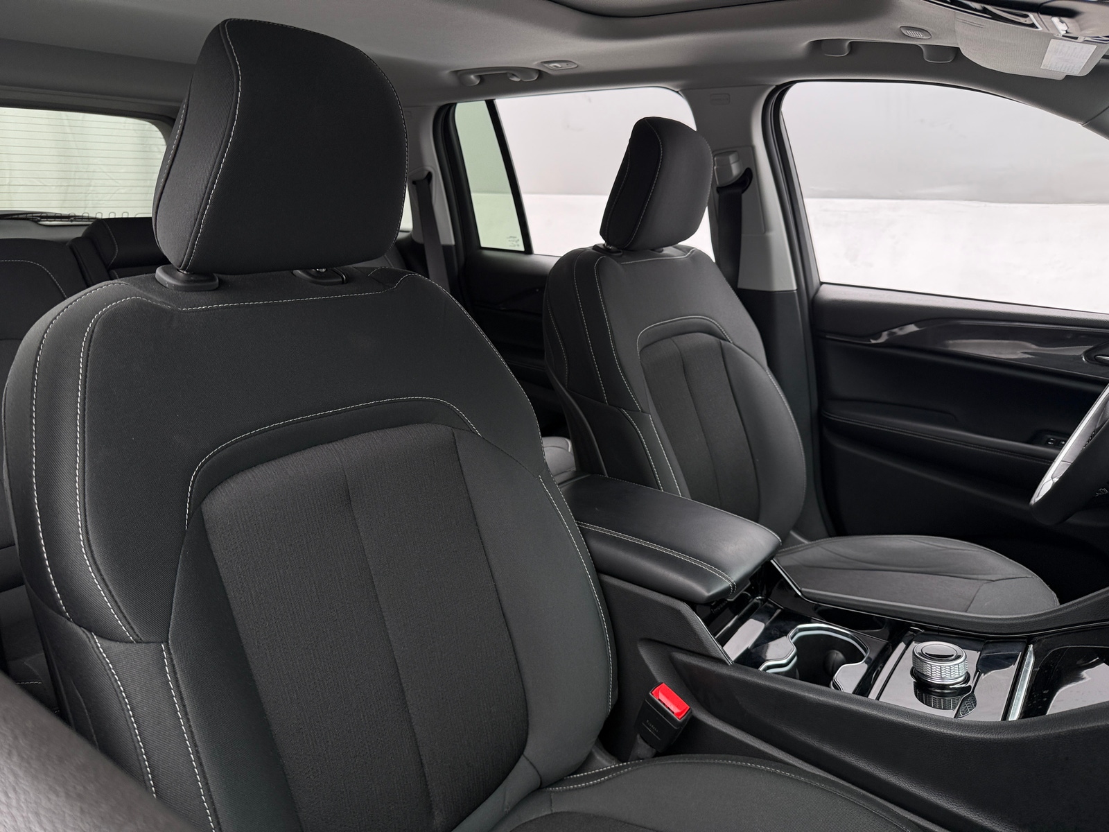 Thumbnail: 2023 Jeep Grand Cherokee - 2