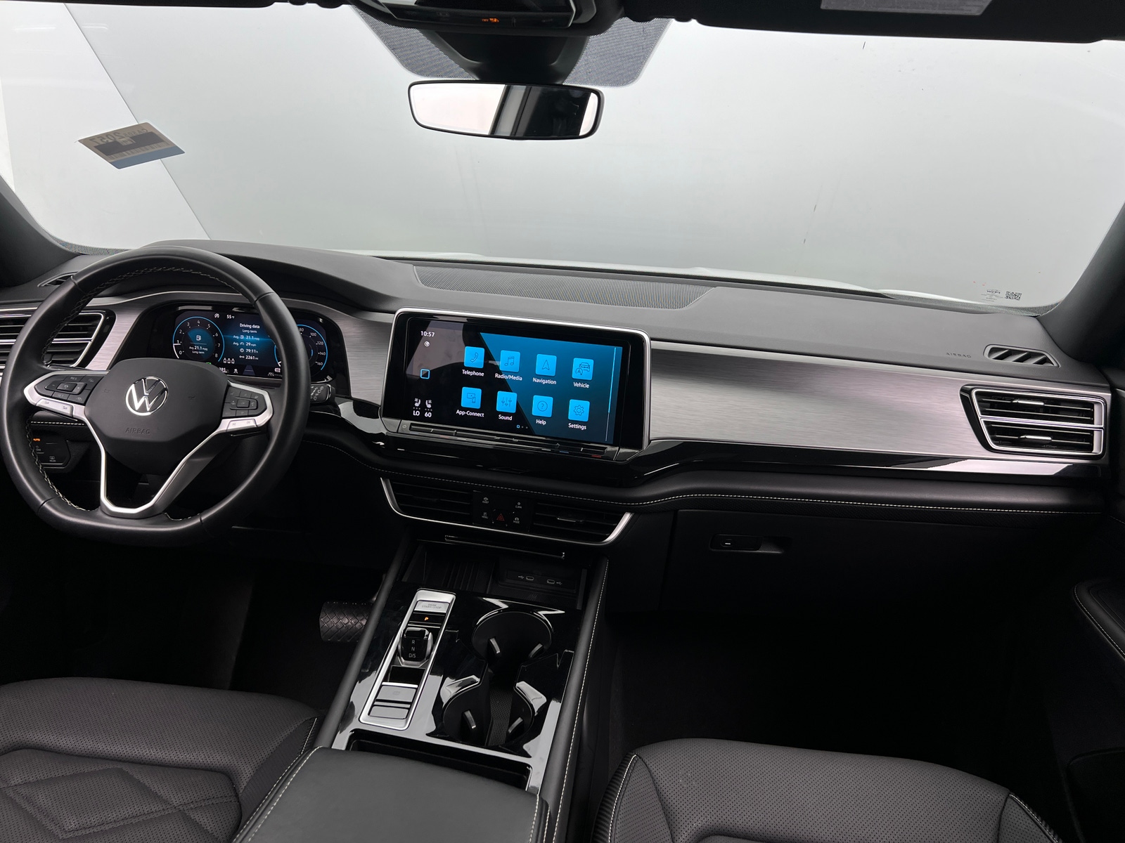 Thumbnail: 2025 Volkswagen Atlas - 3