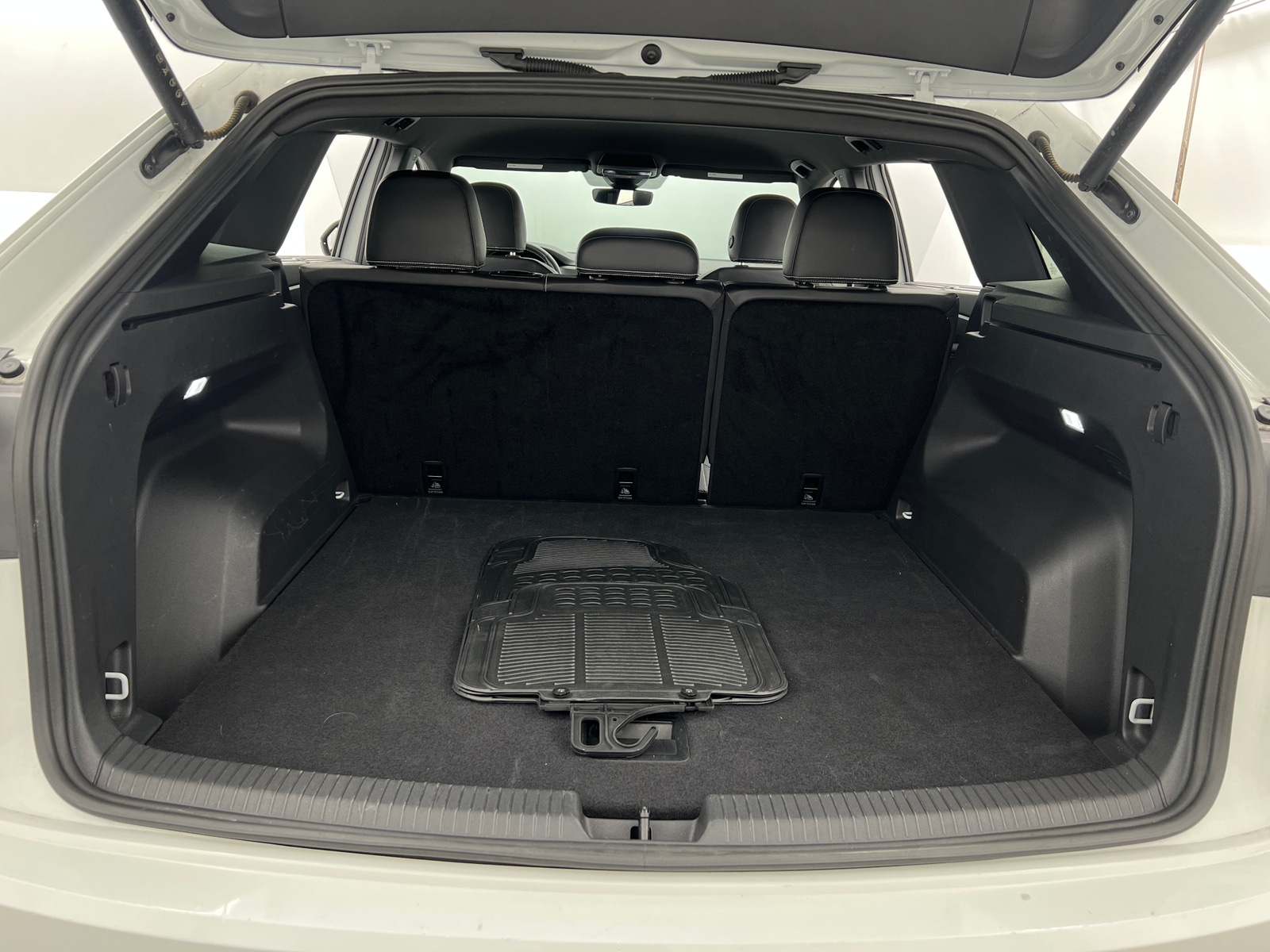 Thumbnail: 2025 Volkswagen Atlas - 7