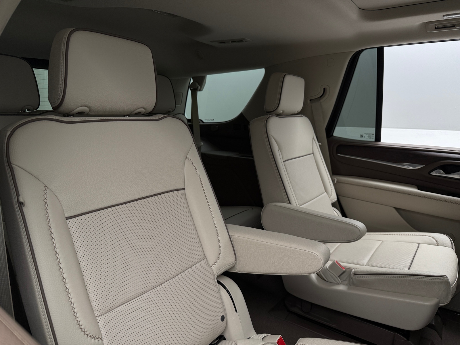 Thumbnail: 2023 GMC Yukon - 5