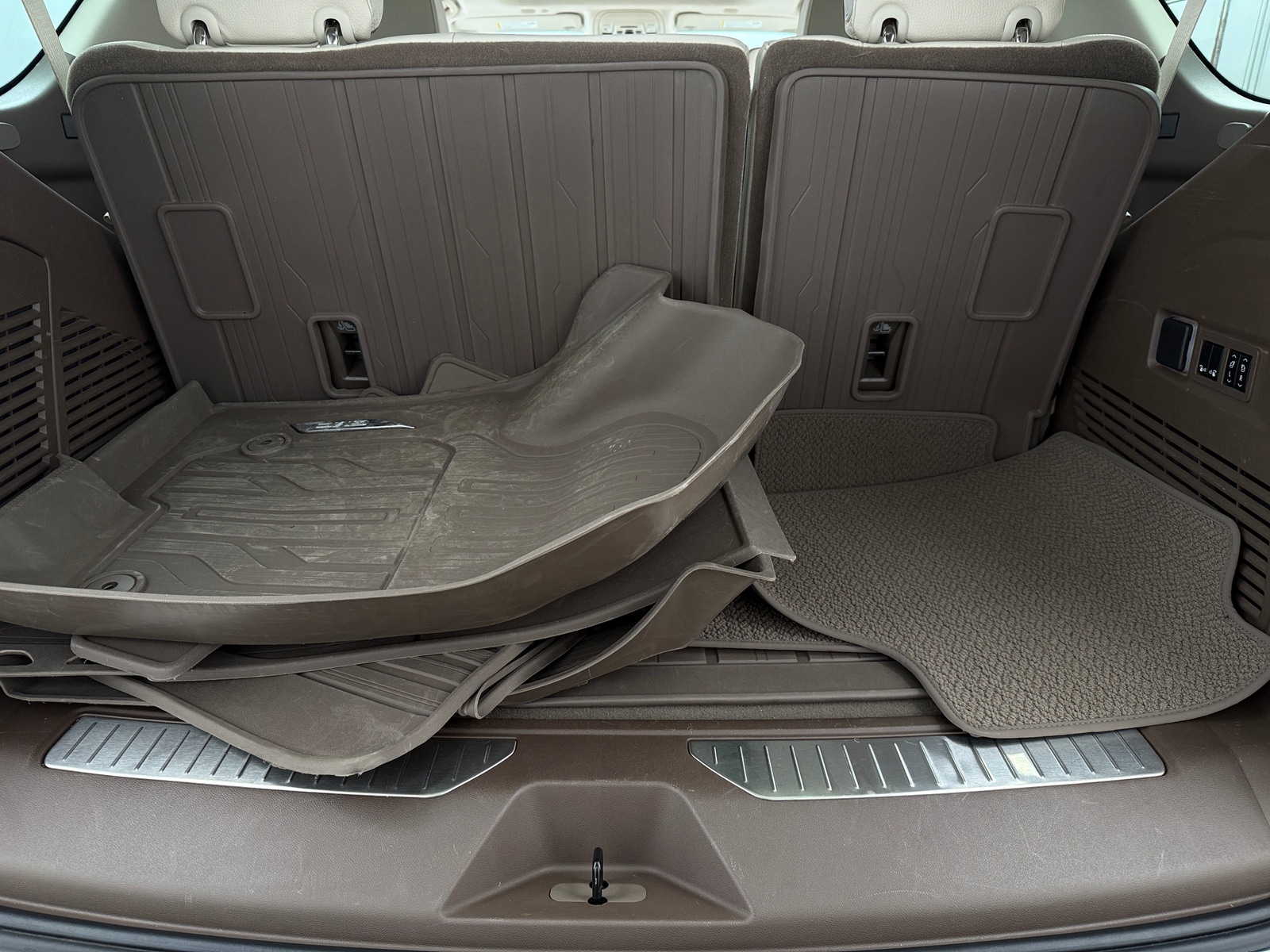 Thumbnail: 2023 GMC Yukon - 6