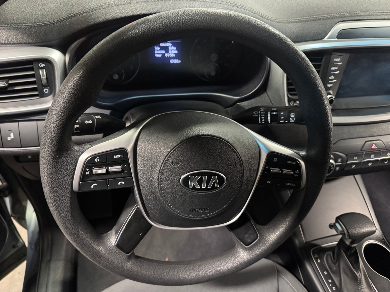 Thumbnail: 2020 Kia Sorento - 5