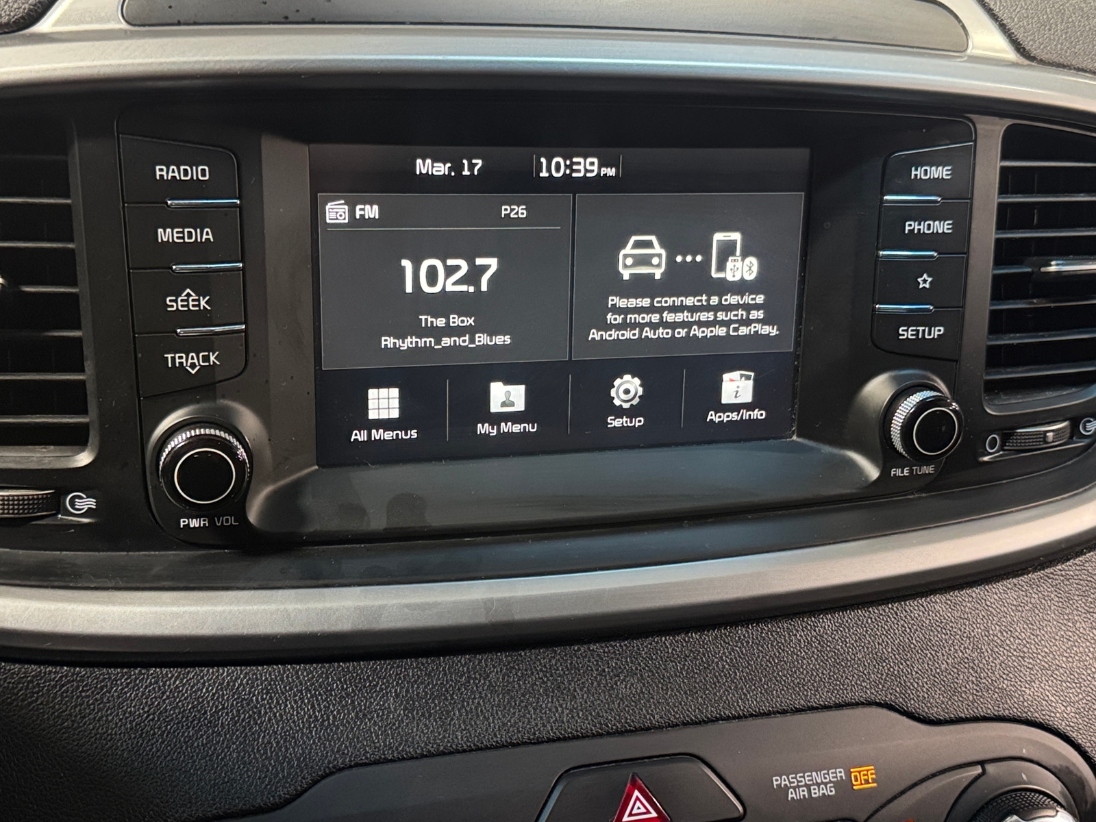 Thumbnail: 2020 Kia Sorento - 4