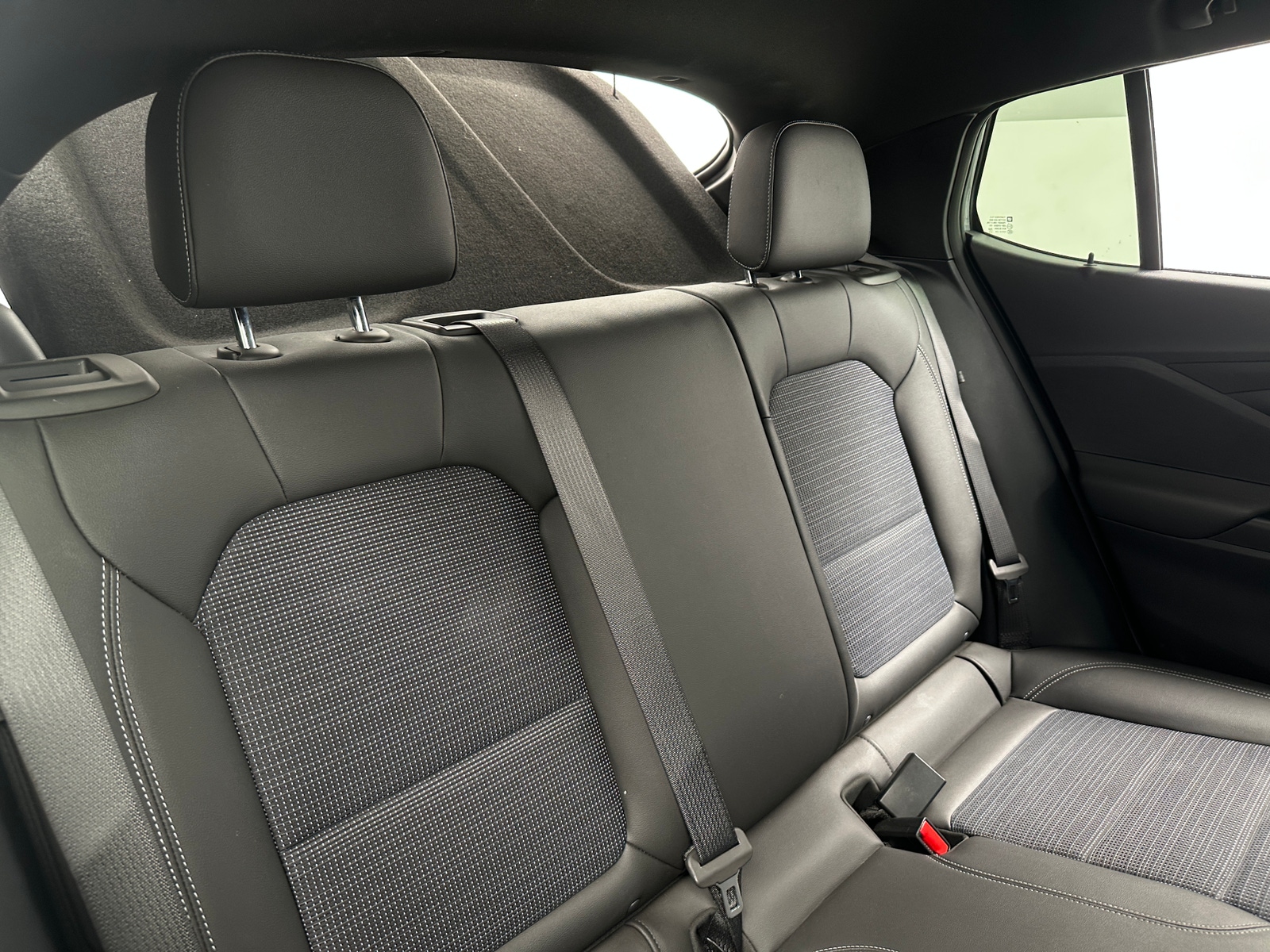 Thumbnail: 2025 Buick Envista - 6