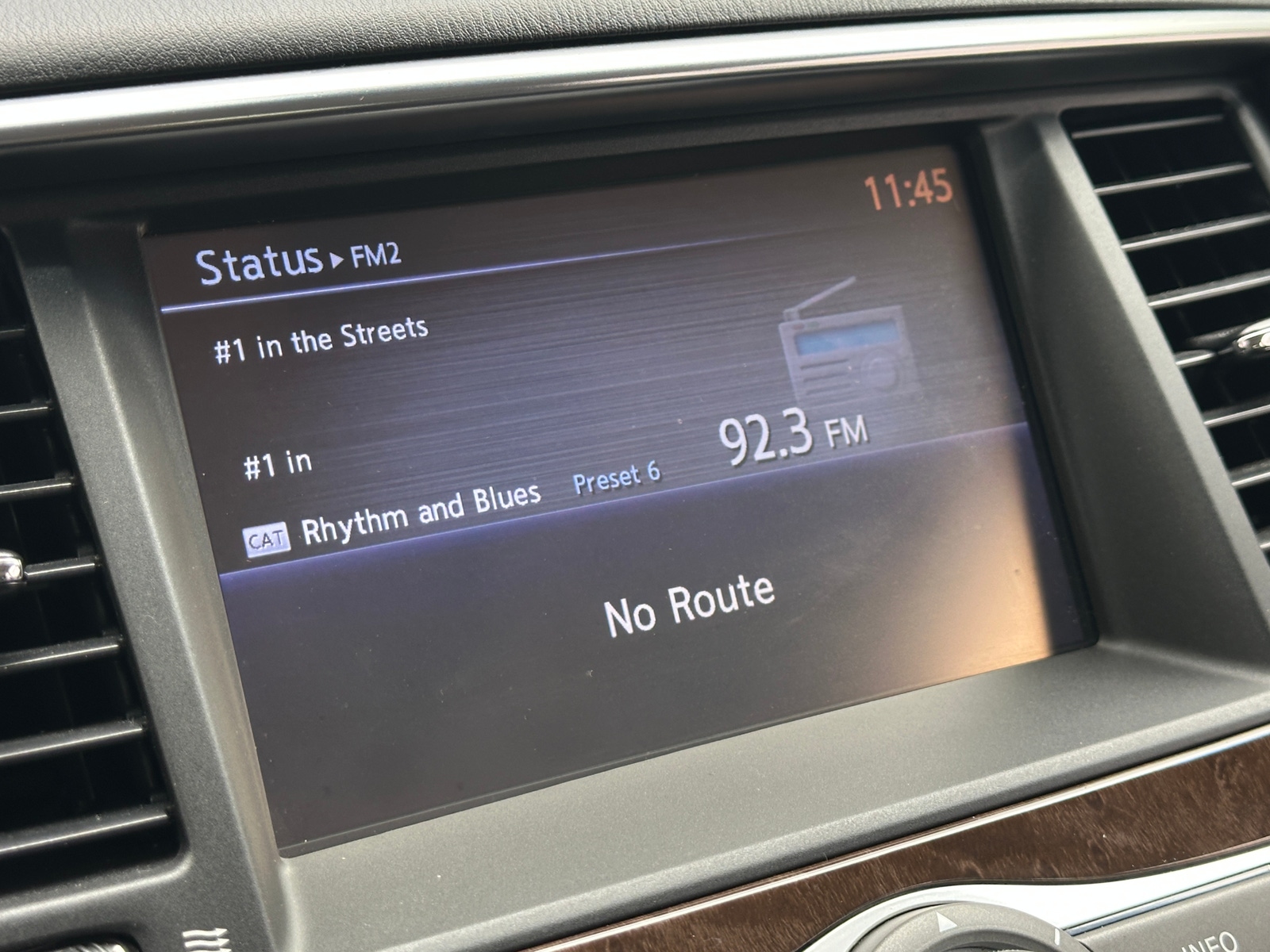 Thumbnail: 2017 INFINITI QX80 - 3