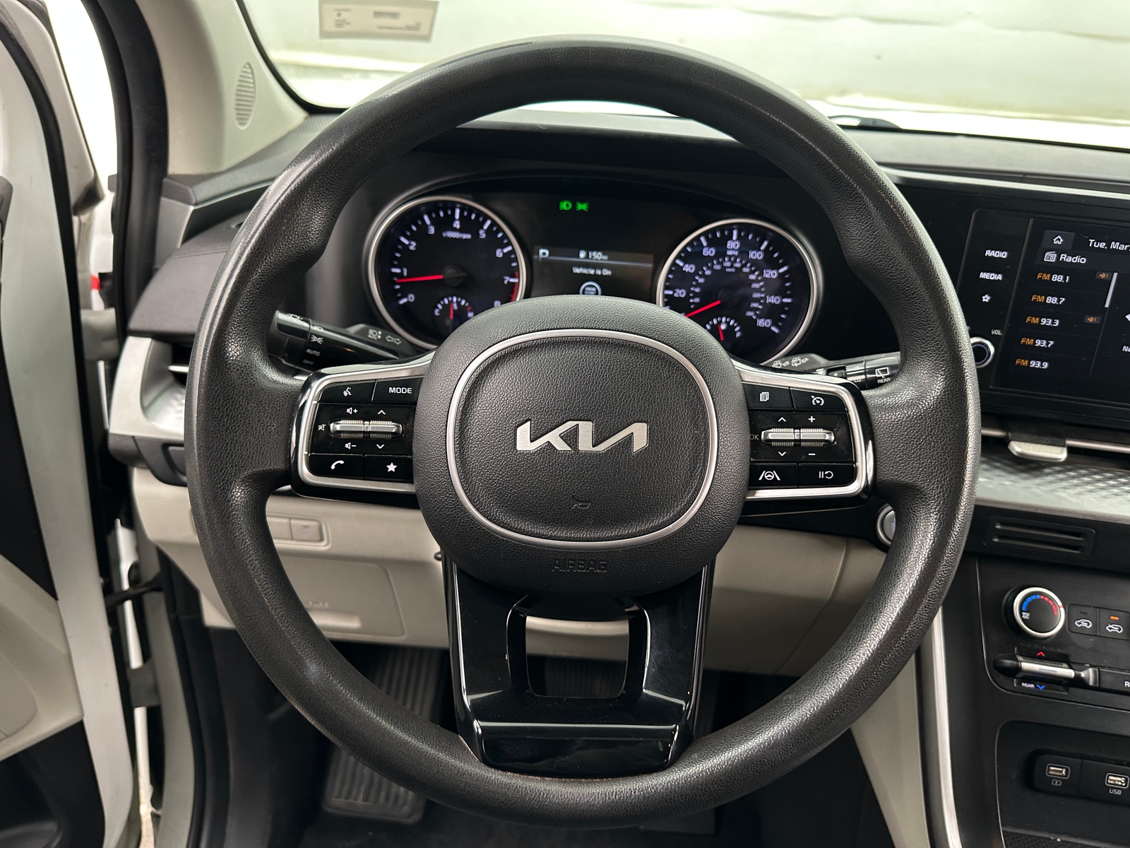 Thumbnail: 2022 Kia Carnival - 5