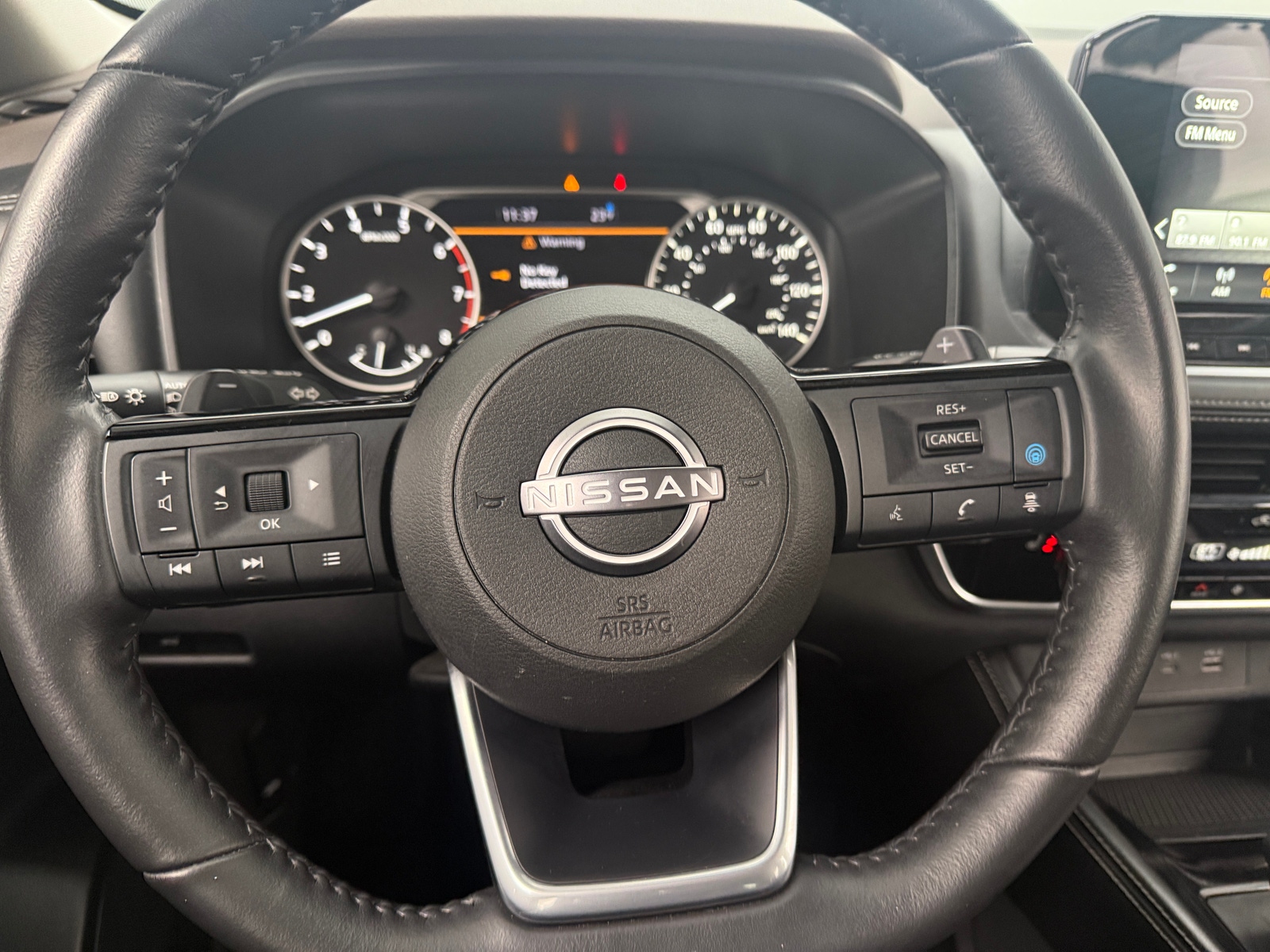 Thumbnail: 2023 Nissan Rogue - 4