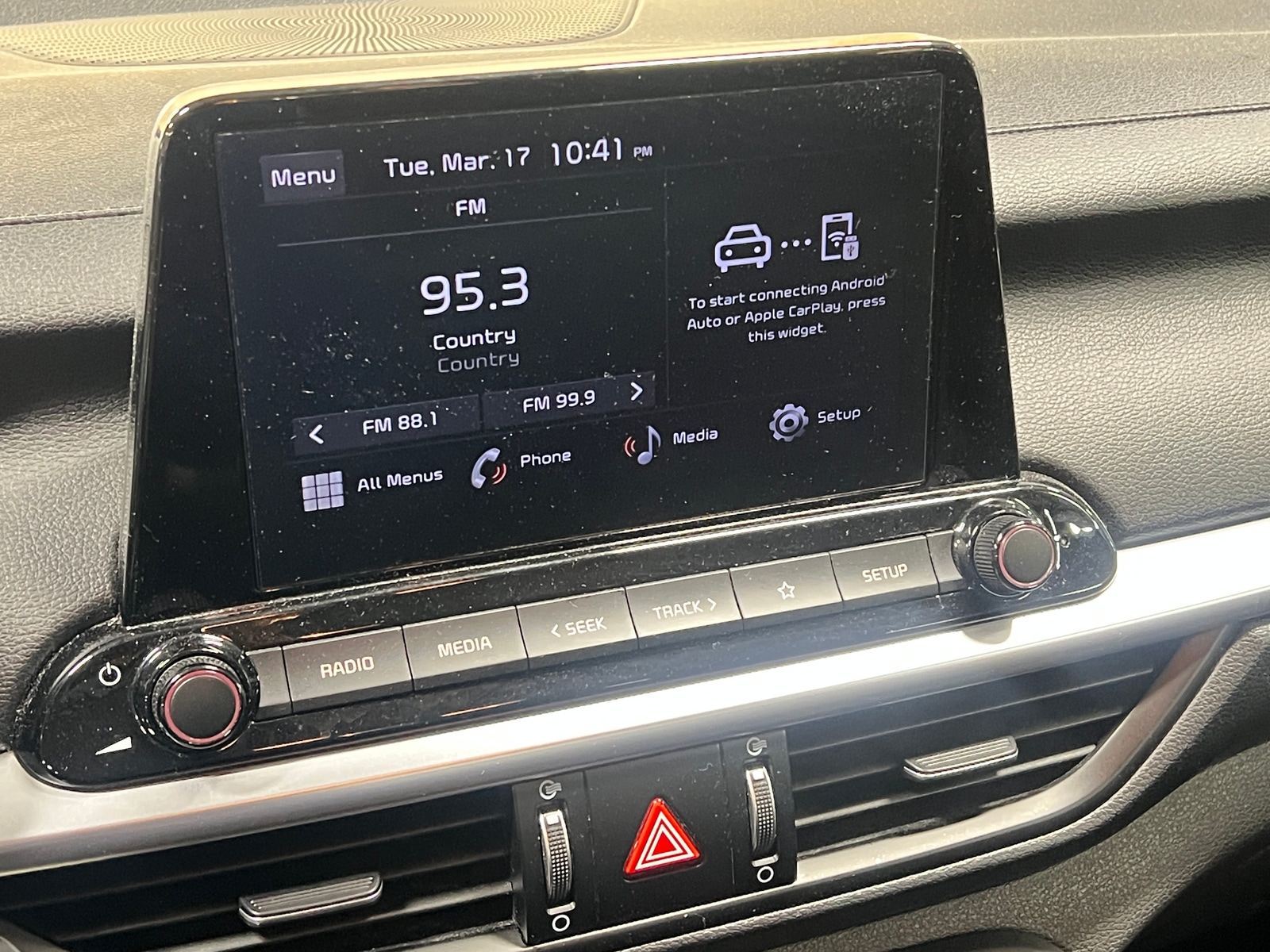 Thumbnail: 2022 Kia Forte - 4