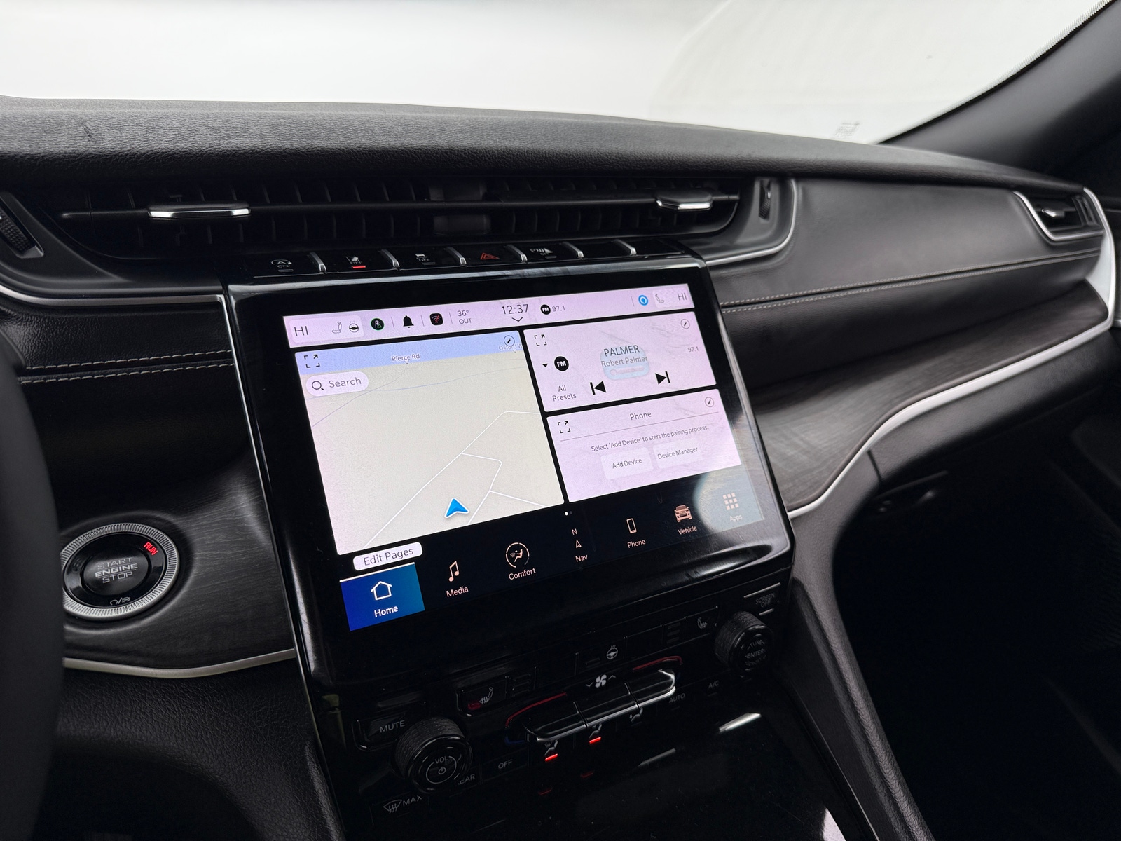 Thumbnail: 2025 Jeep Grand Cherokee - 3