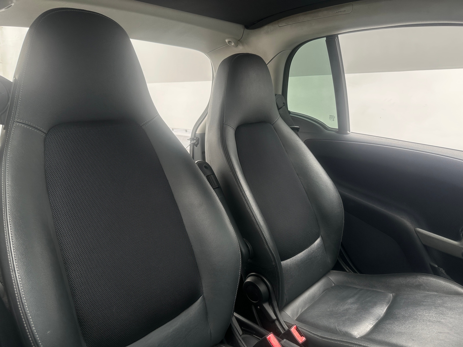 Thumbnail: 2014 smart fortwo - 2