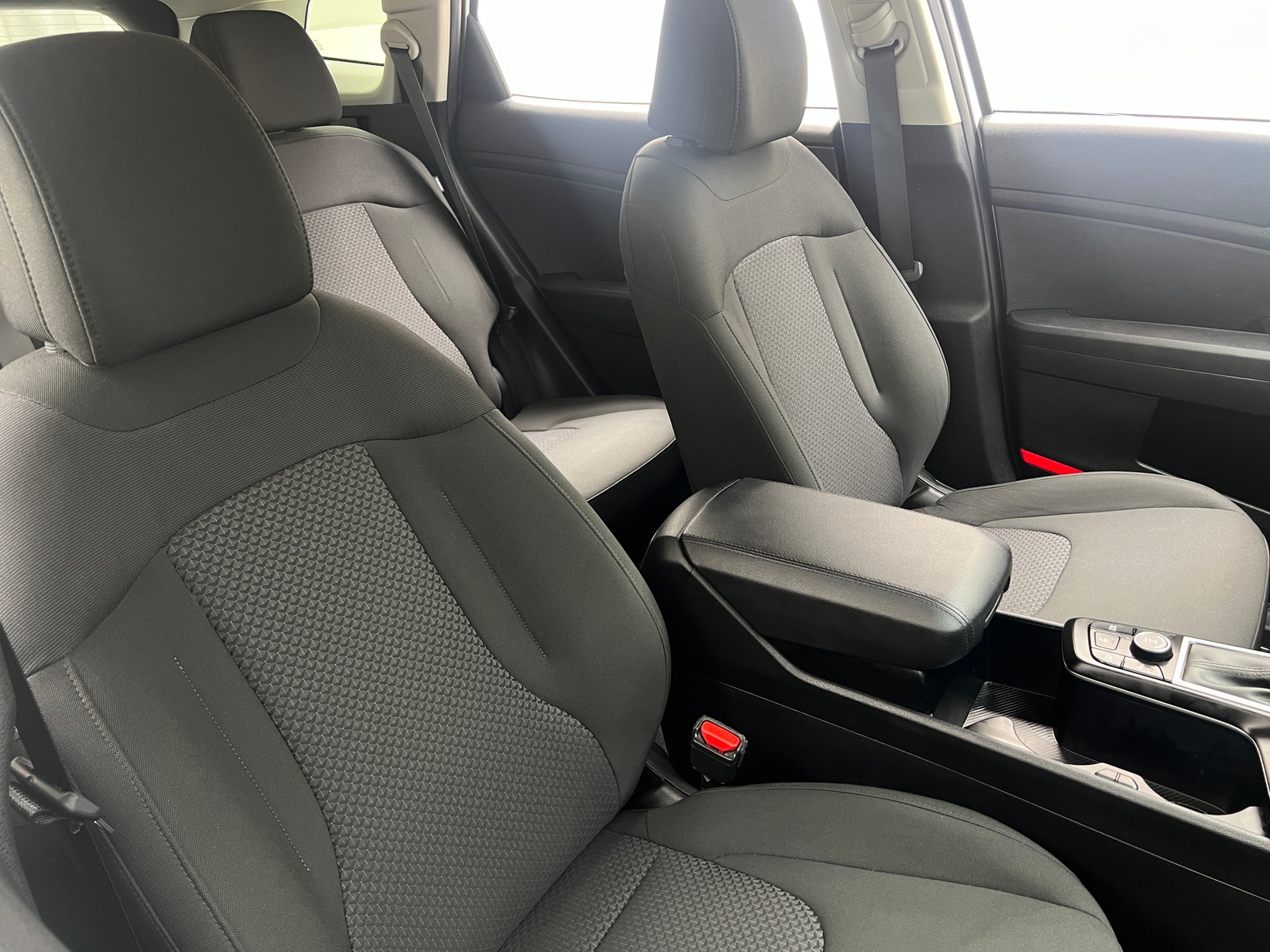 Thumbnail: 2025 Kia Sportage - 2