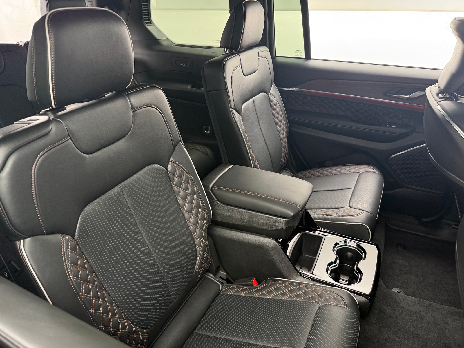 Thumbnail: 2025 Jeep Grand Cherokee L - 5