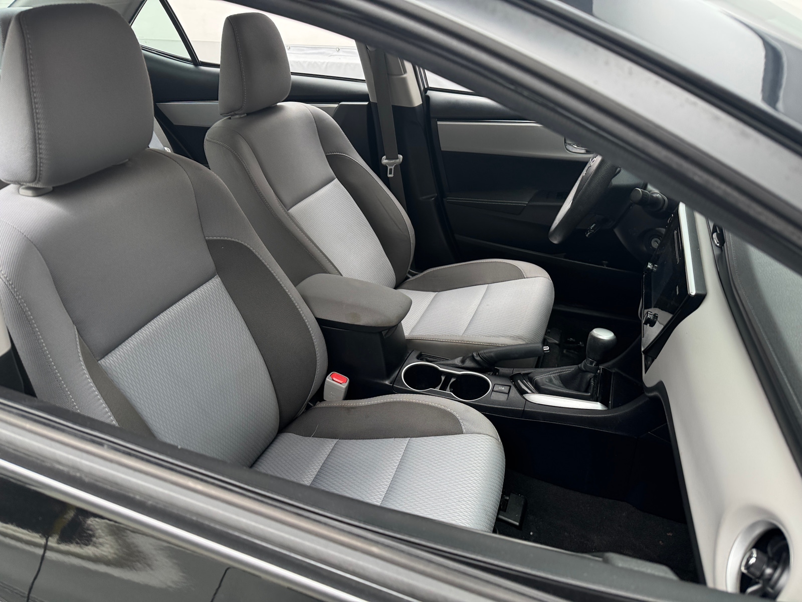 Thumbnail: 2017 Toyota Corolla - 2