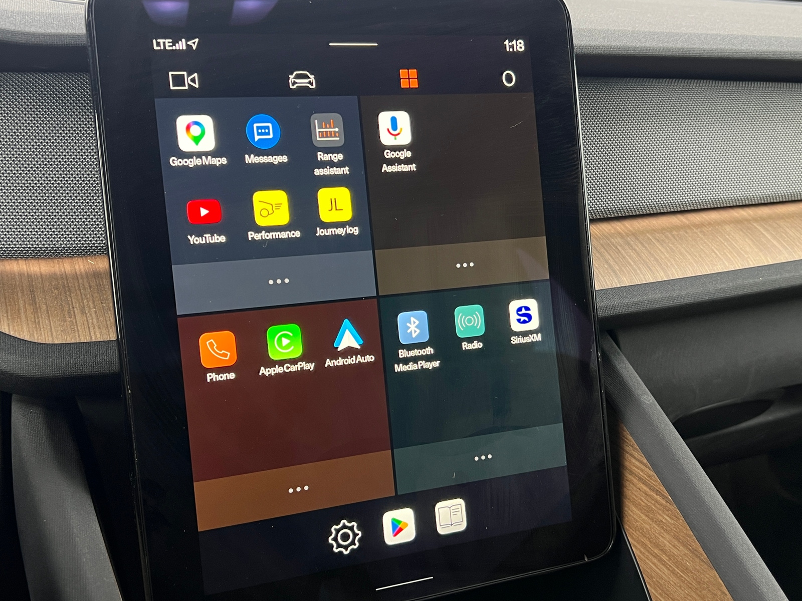 Thumbnail: 2022 Polestar 2 - 3