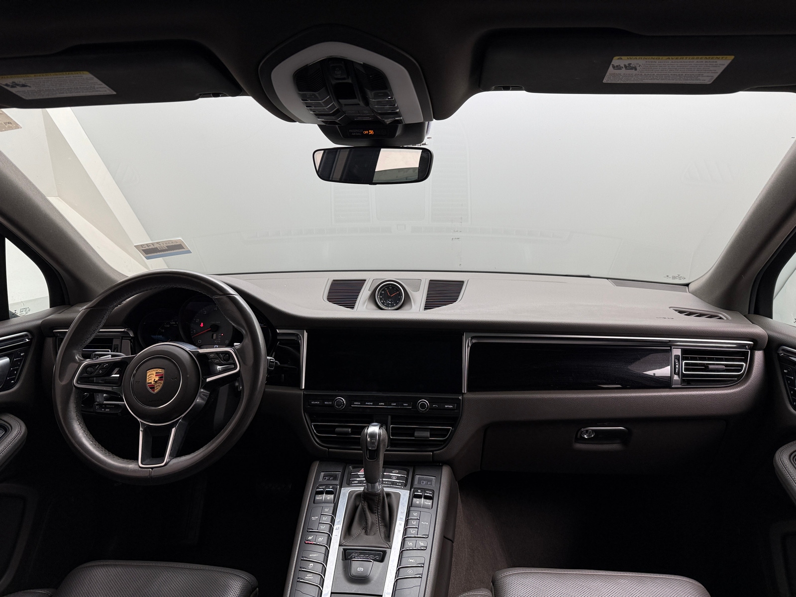 Thumbnail: 2019 Porsche Macan - 2