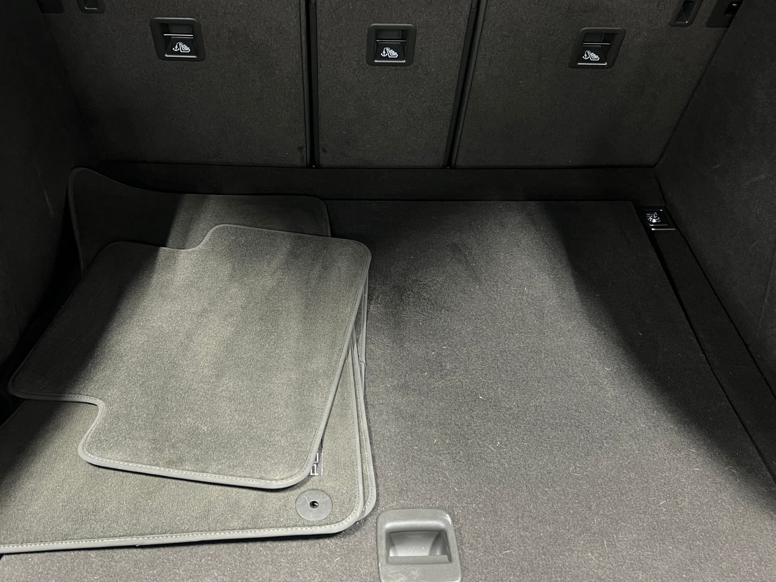 Thumbnail: 2019 Porsche Macan - 6