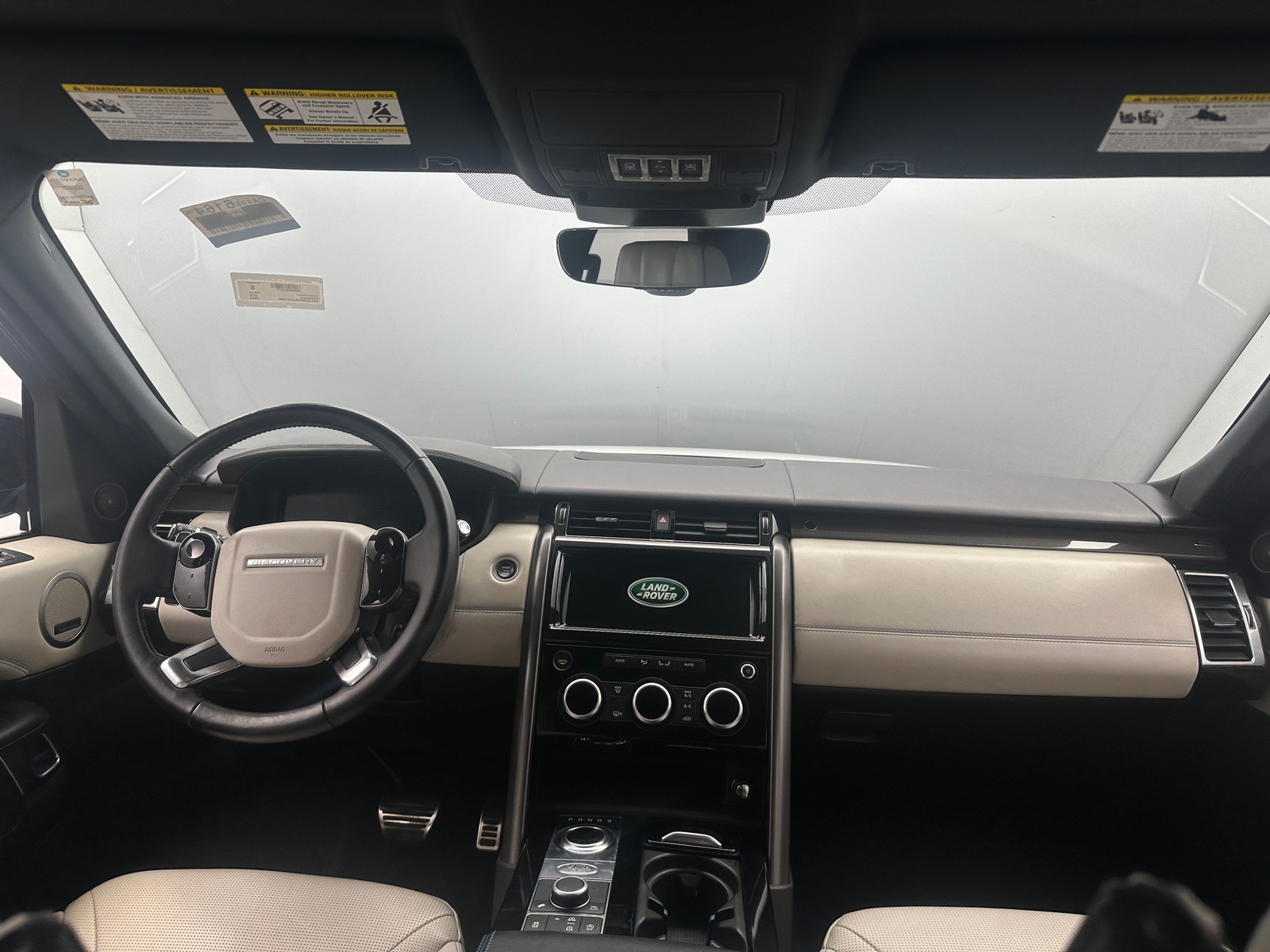 Thumbnail: 2020 Land Rover Discovery - 2