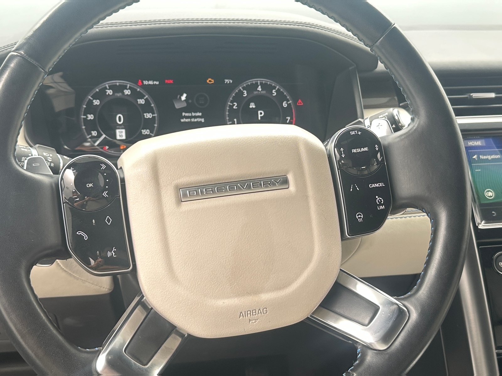 Thumbnail: 2020 Land Rover Discovery - 4