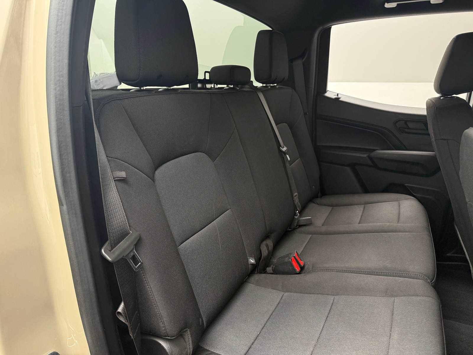 Thumbnail: 2024 Chevrolet Colorado - 6