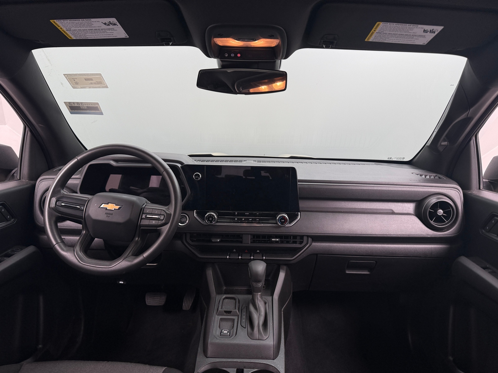 Thumbnail: 2024 Chevrolet Colorado - 3