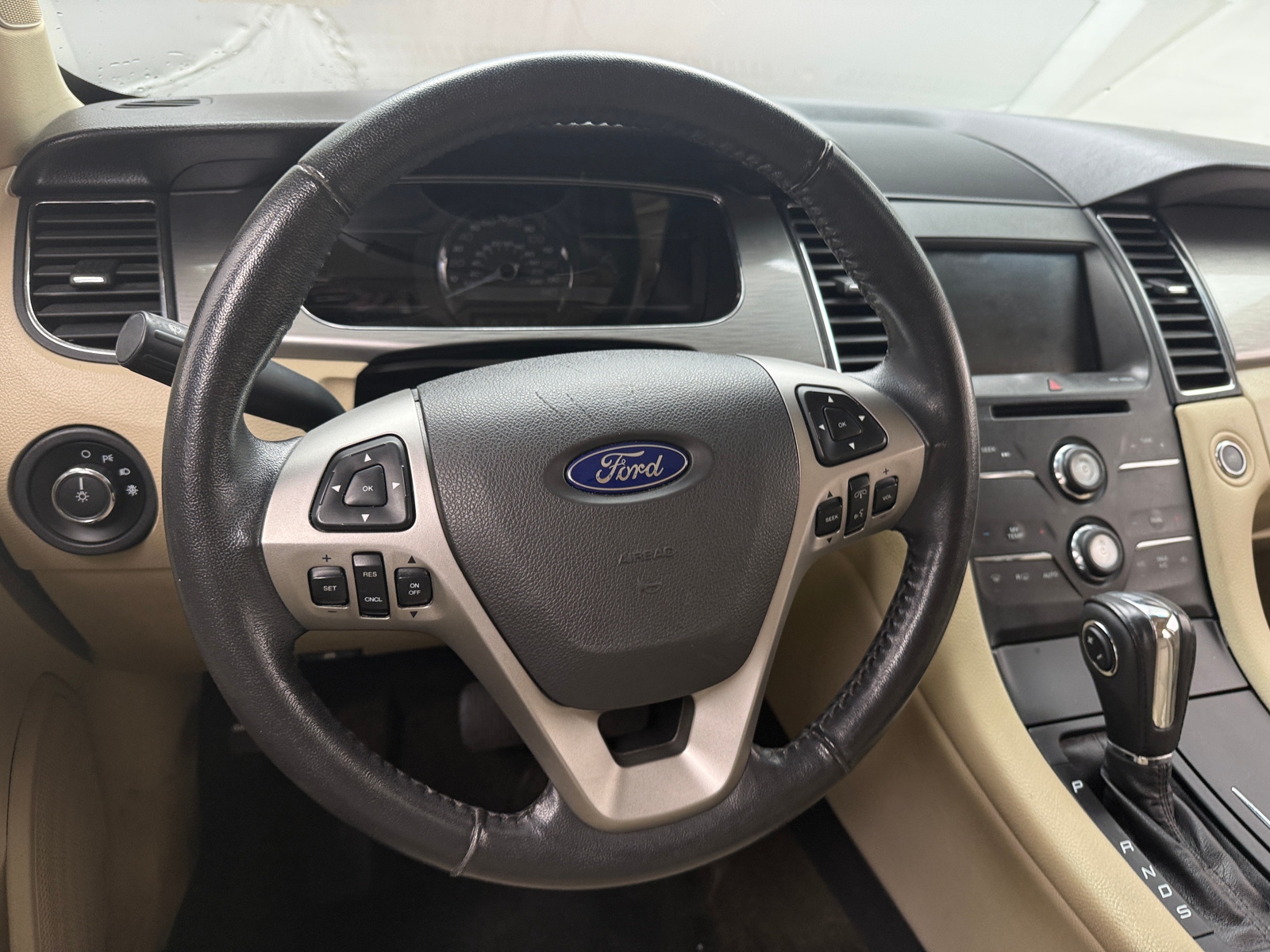 Thumbnail: 2014 Ford Taurus - 5