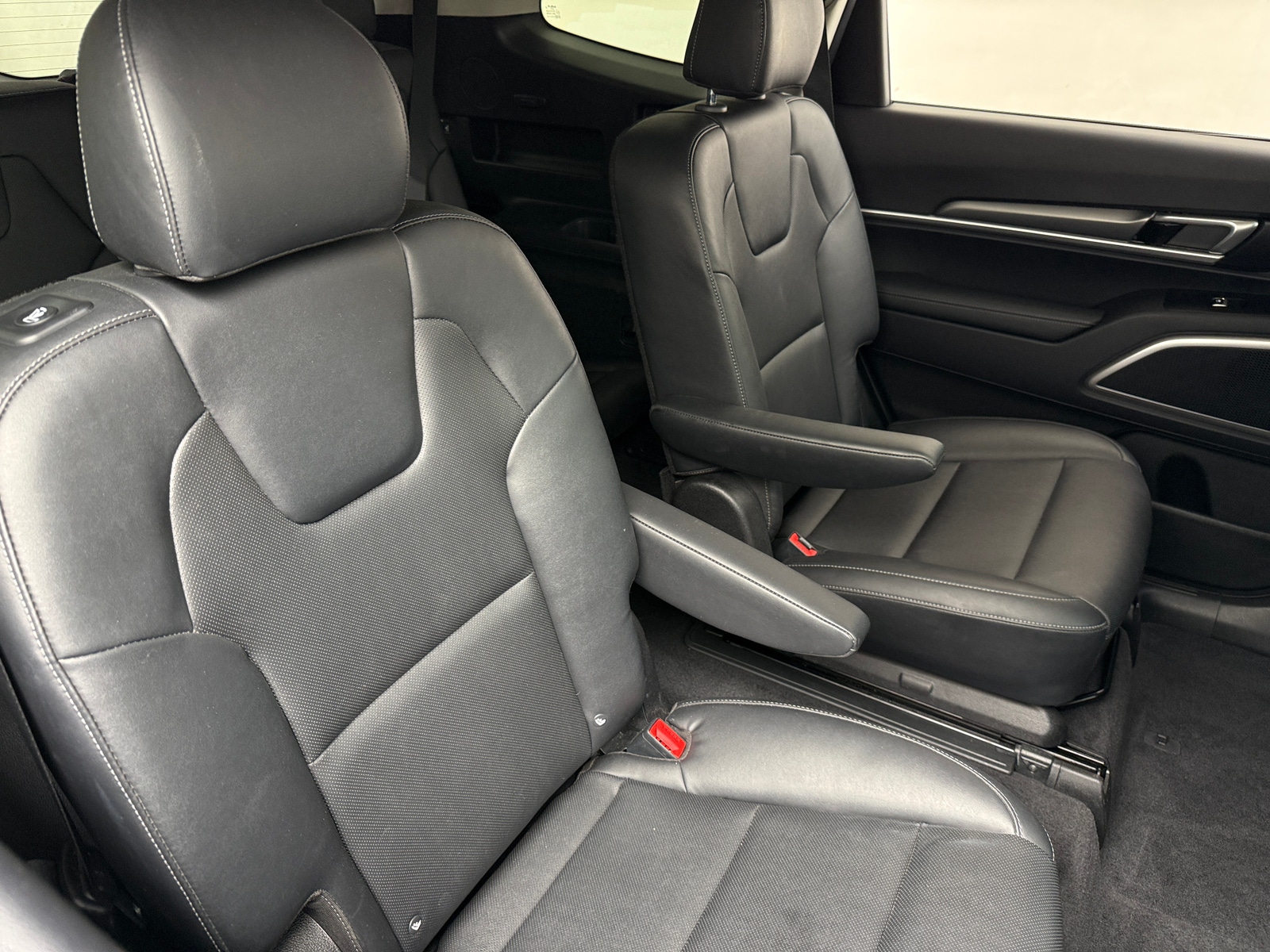 Thumbnail: 2022 Kia Telluride - 6