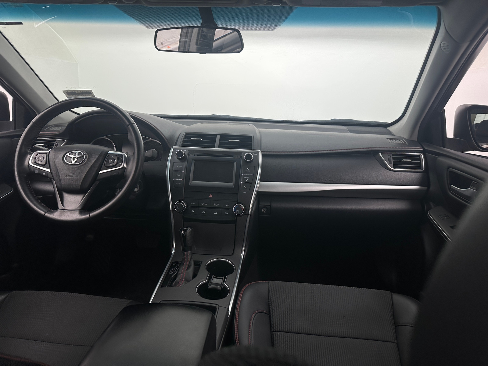 Thumbnail: 2016 Toyota Camry - 2