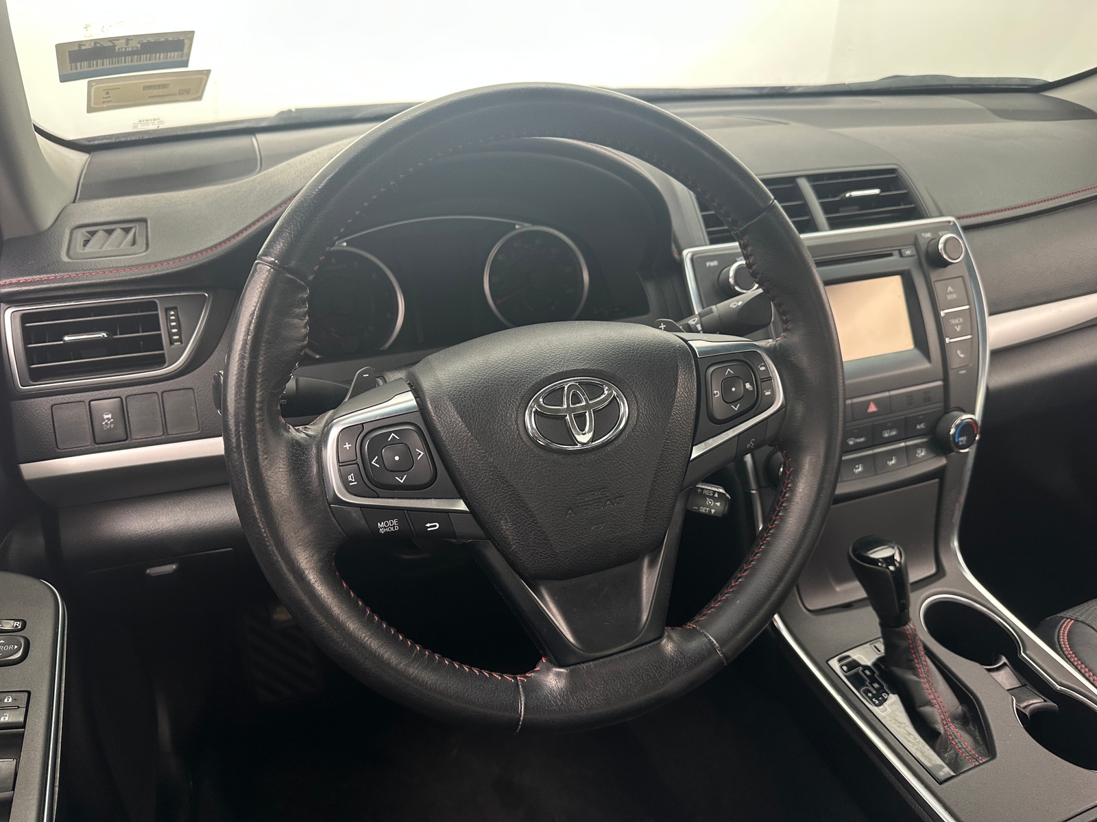 Thumbnail: 2016 Toyota Camry - 4