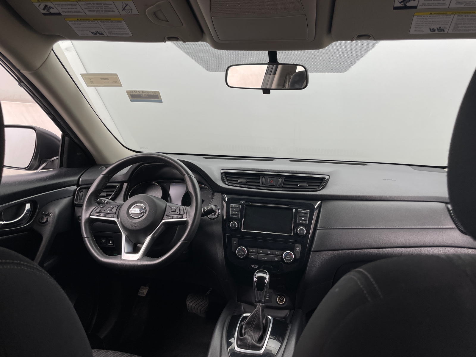 Thumbnail: 2018 Nissan Rogue - 3