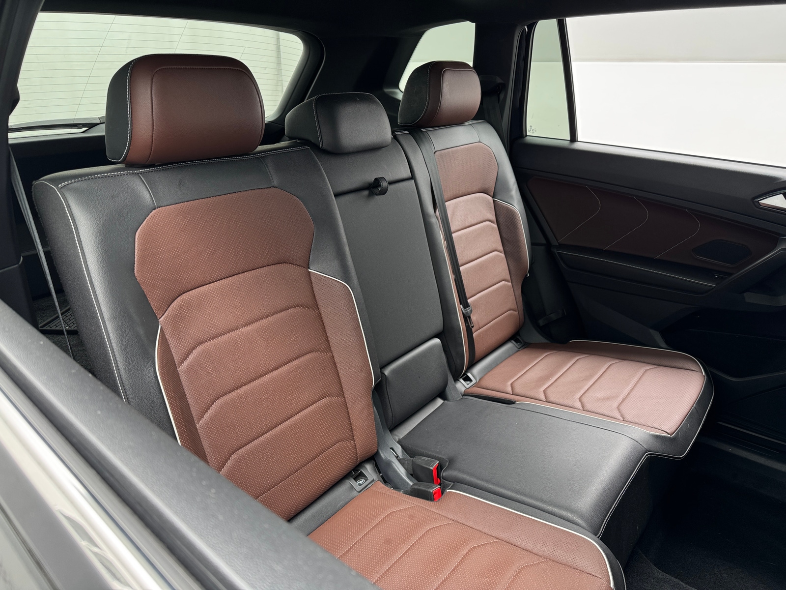 Thumbnail: 2024 Volkswagen Tiguan - 5