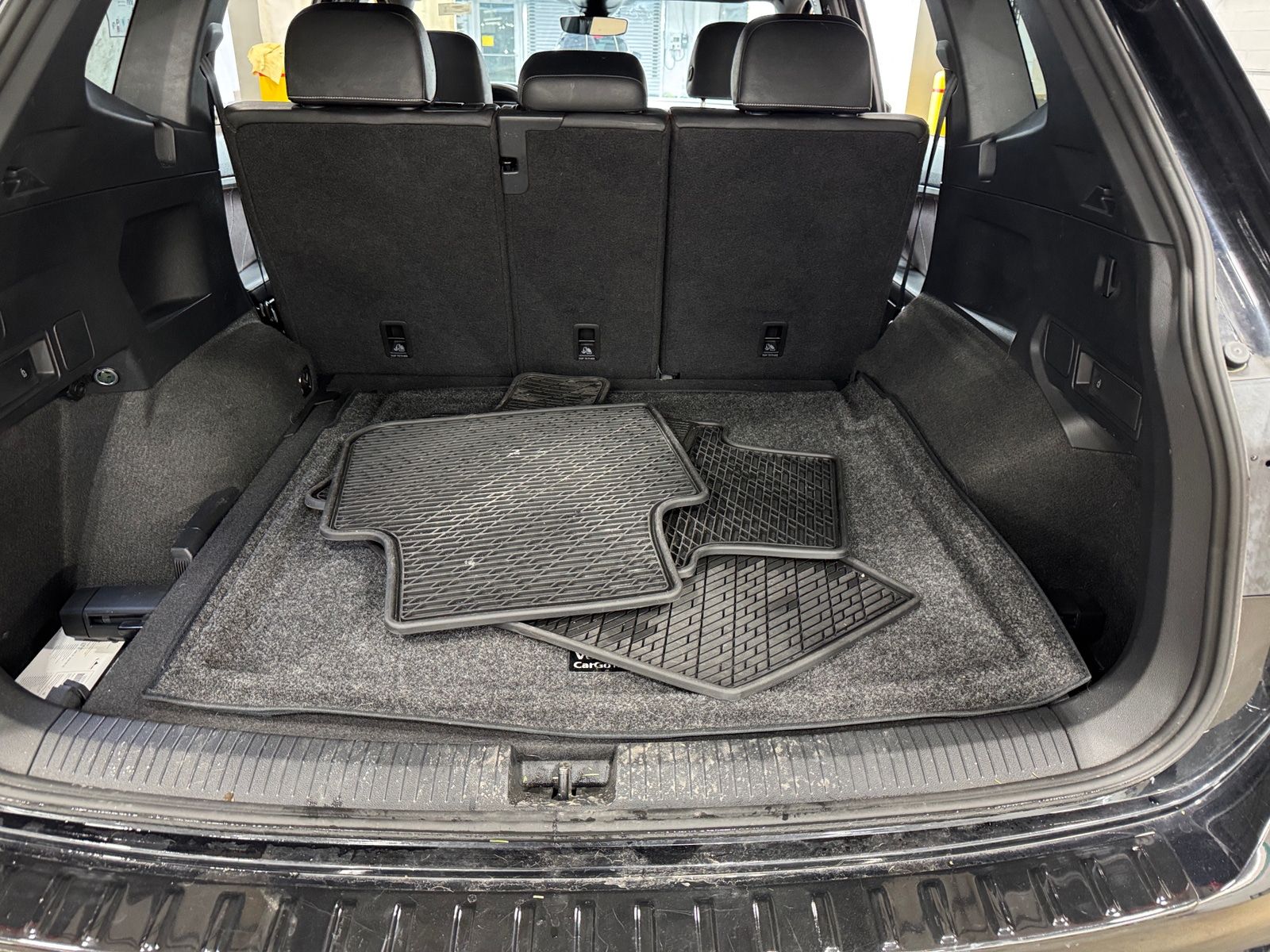 Thumbnail: 2024 Volkswagen Tiguan - 6