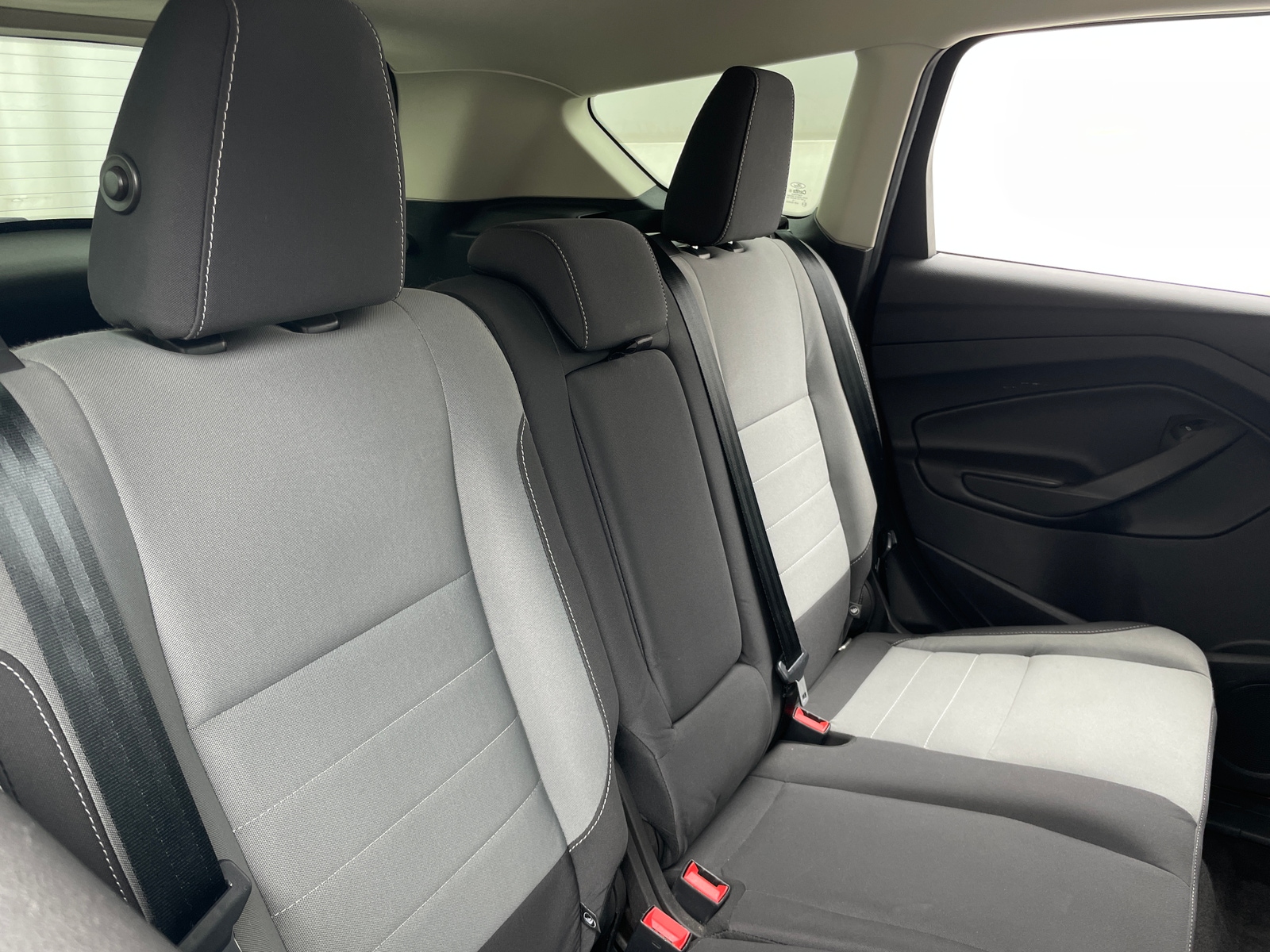 Thumbnail: 2016 Ford Escape - 6