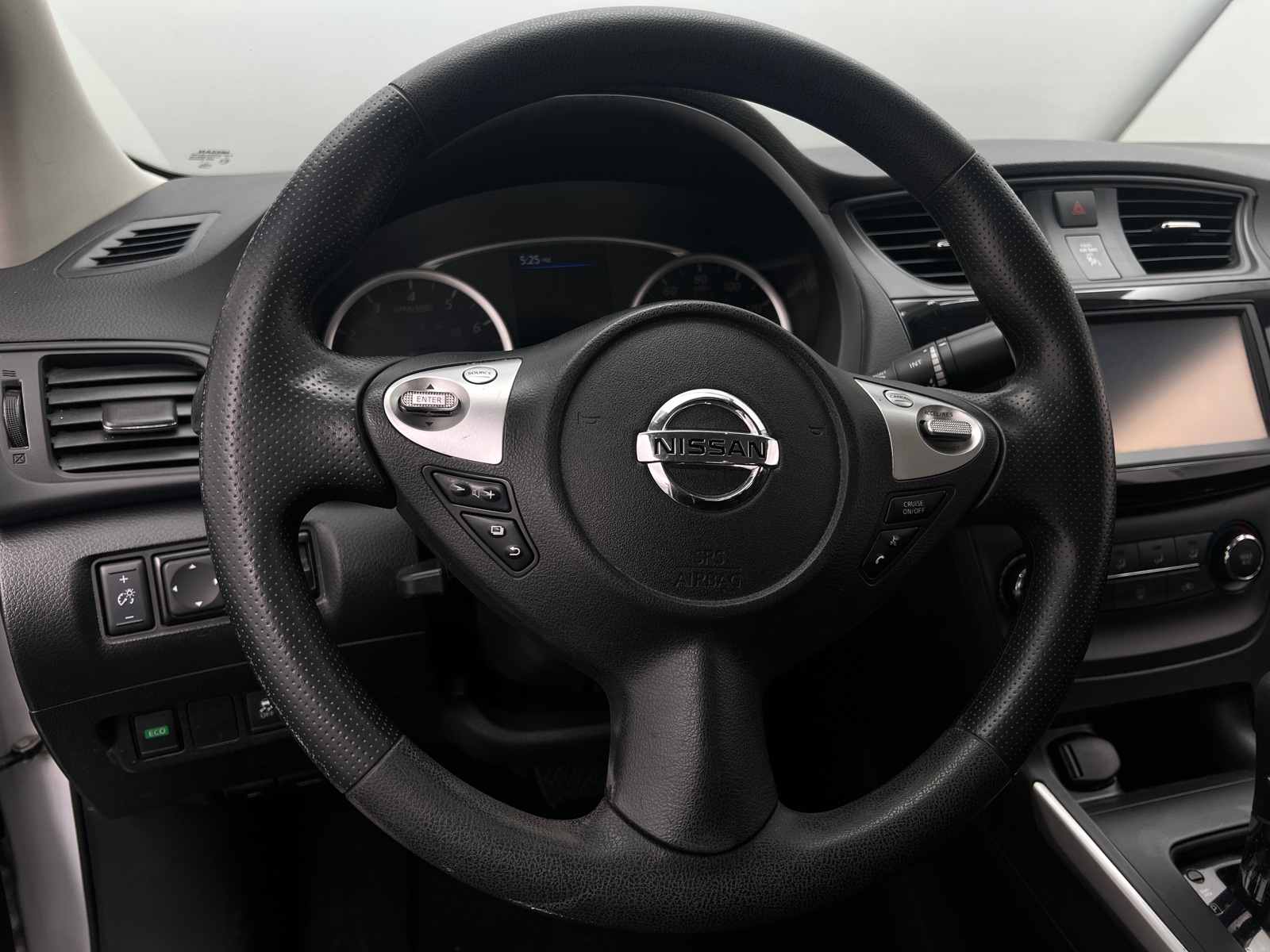 Thumbnail: 2019 Nissan Sentra - 5