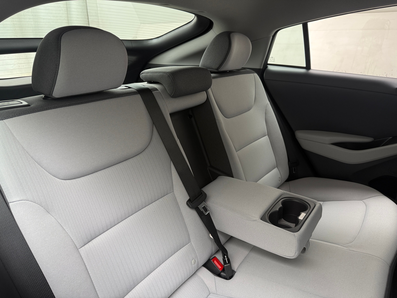 Thumbnail: 2021 Hyundai Ioniq - 6