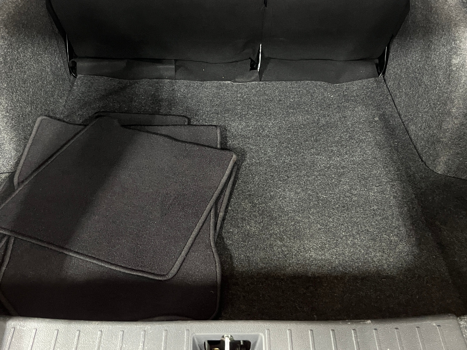 Thumbnail: 2020 Nissan Versa - 7