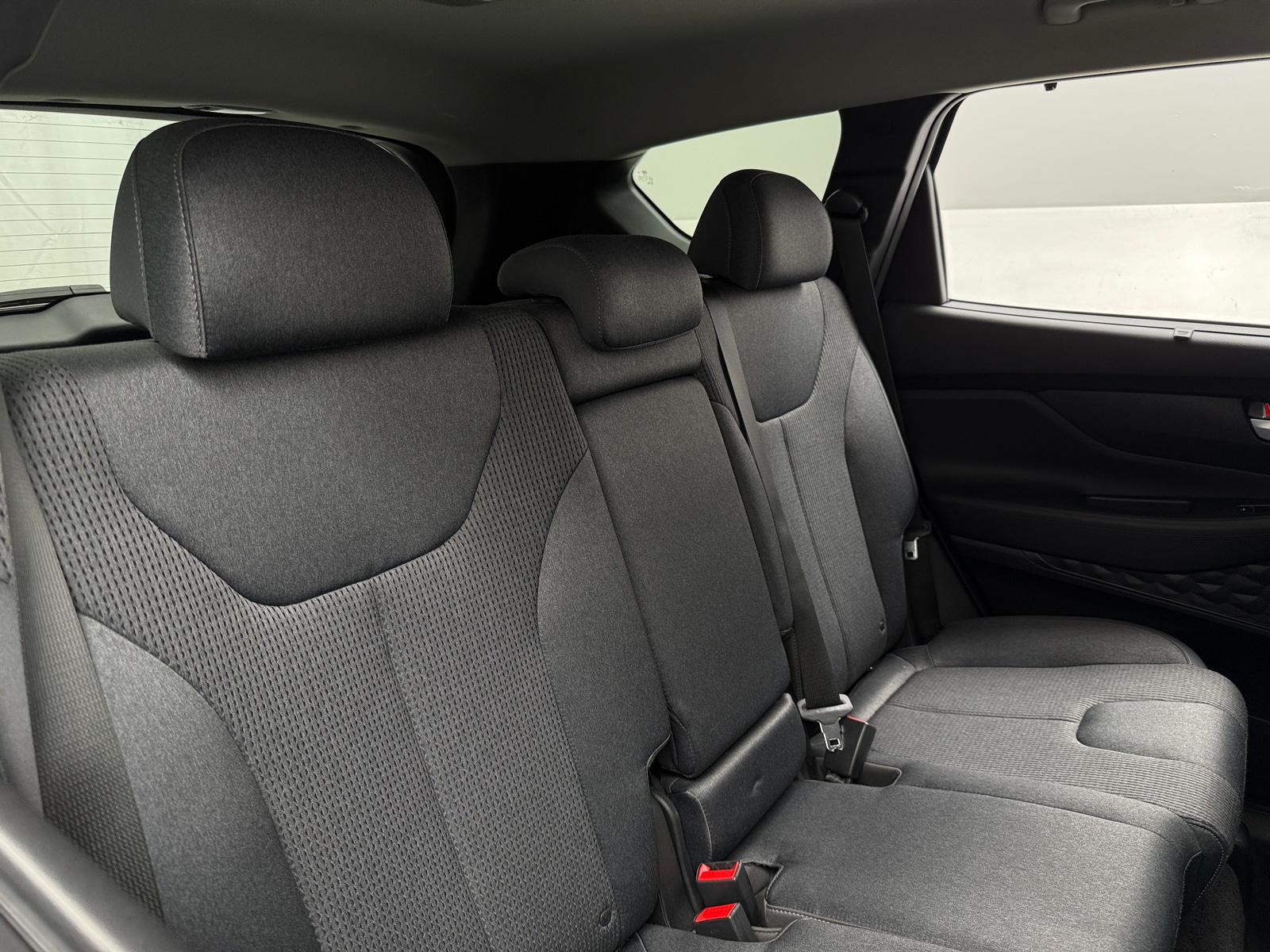 Thumbnail: 2022 Hyundai Santa Fe - 6