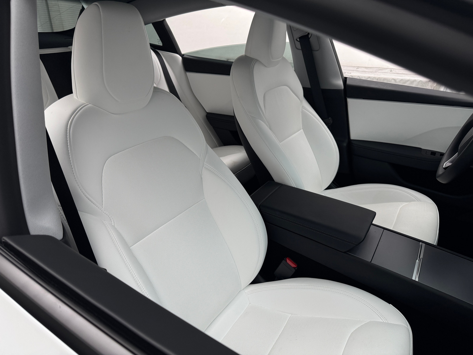 Thumbnail: 2025 Tesla Model 3 - 2