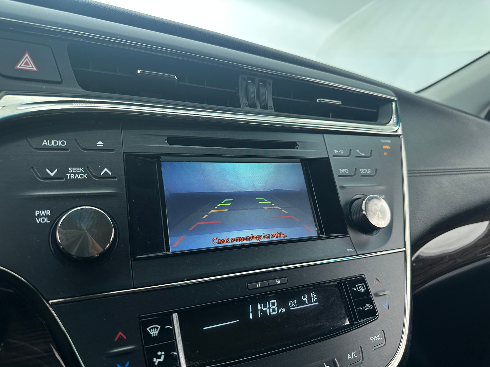 Thumbnail: 2013 Toyota Avalon - 4