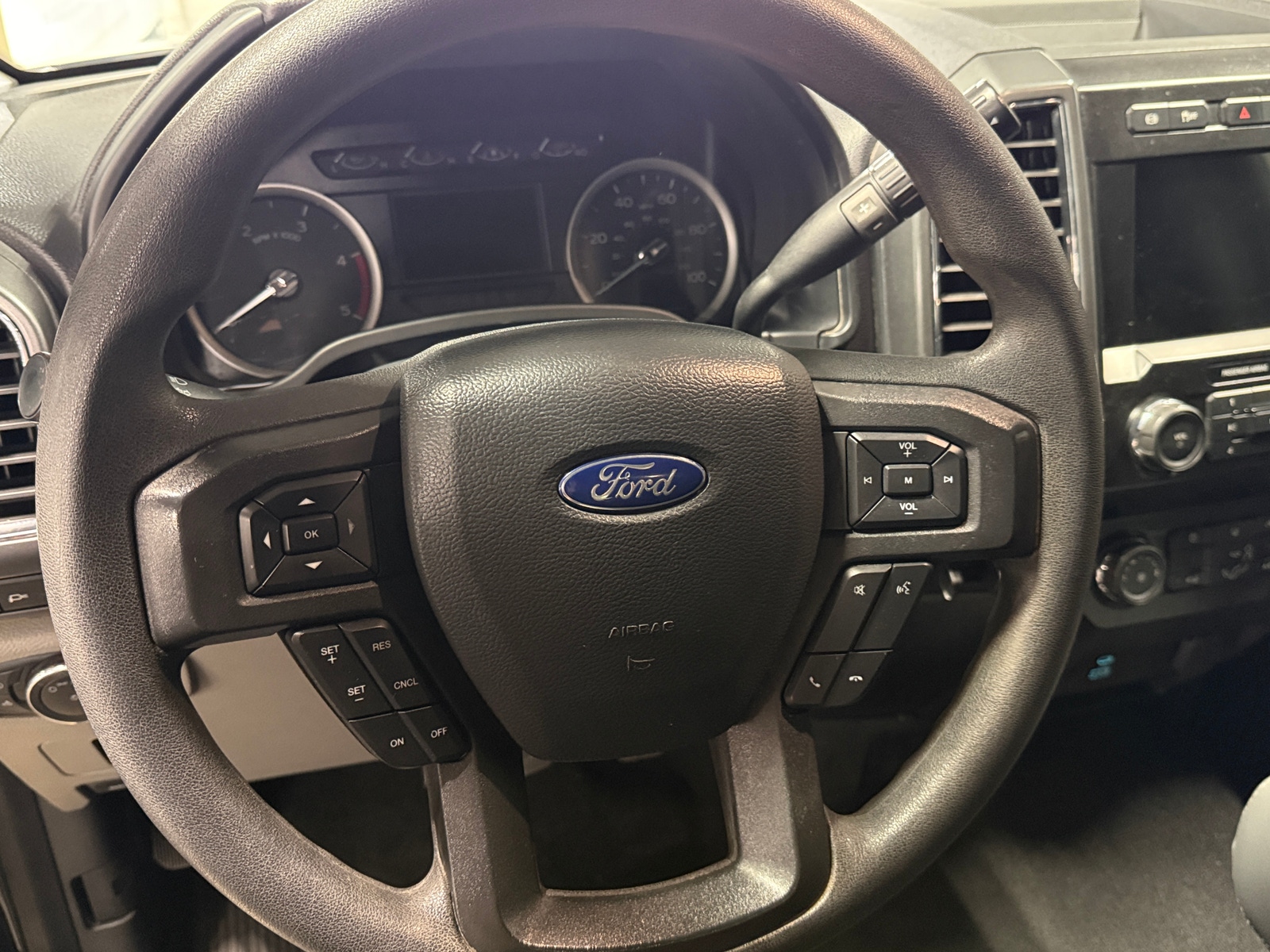 Thumbnail: 2022 Ford Econoline - 5