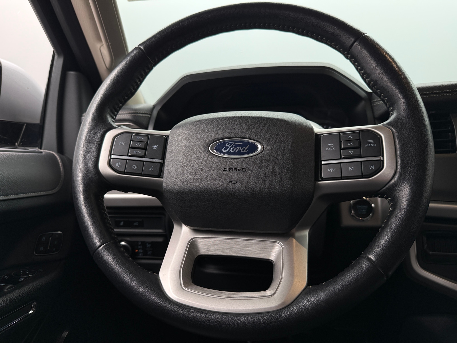 Thumbnail: 2023 Ford Expedition MAX - 5