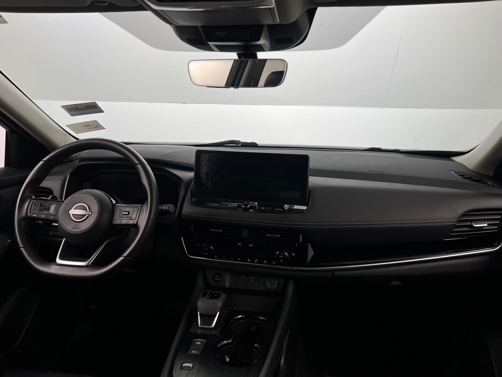 Thumbnail: 2024 Nissan Rogue - 2