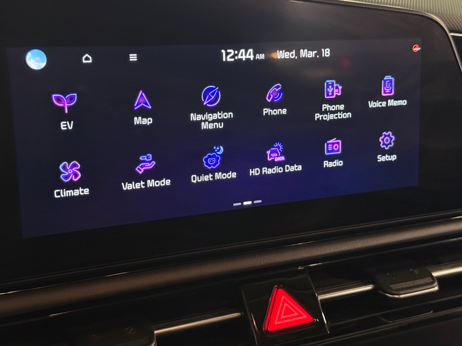 Thumbnail: 2024 Kia Niro - 4