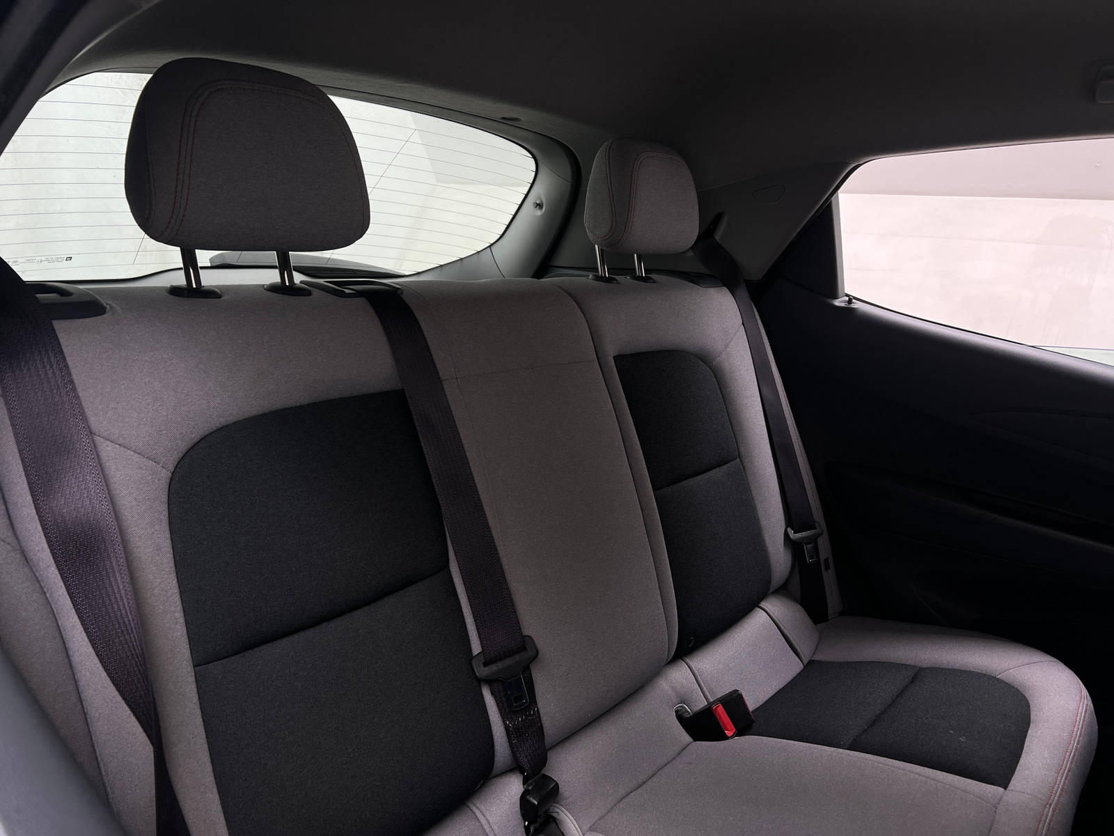 Thumbnail: 2017 Chevrolet Bolt EV - 6