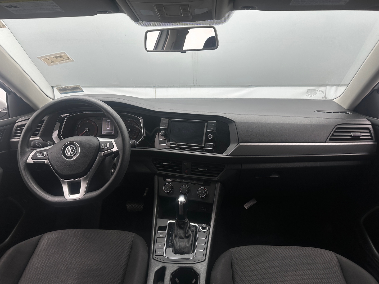 Thumbnail: 2019 Volkswagen Jetta - 3