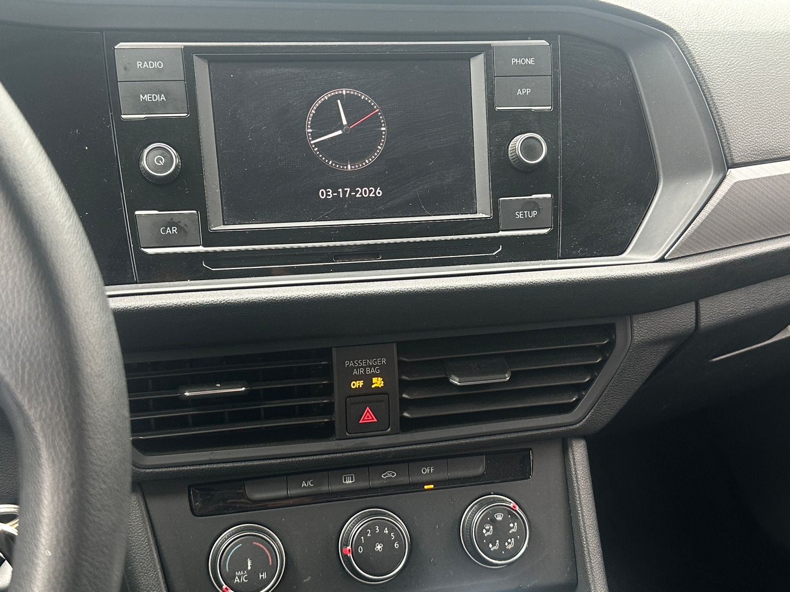 Thumbnail: 2019 Volkswagen Jetta - 4