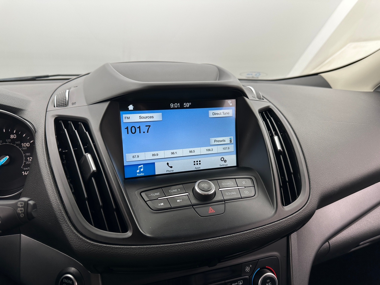 Thumbnail: 2019 Ford Escape - 3