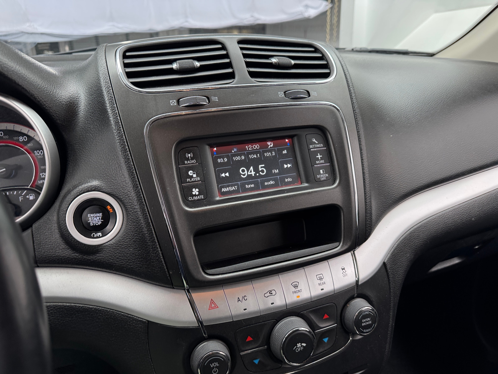 Thumbnail: 2019 Dodge Journey - 4