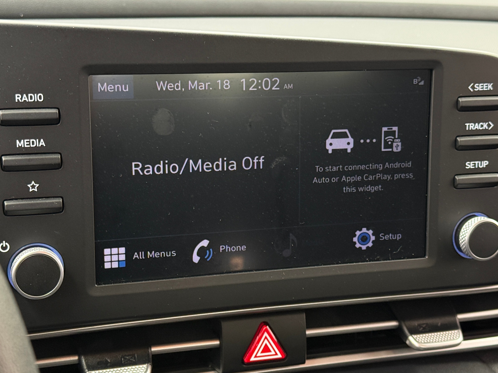 Thumbnail: 2023 Hyundai Elantra - 4