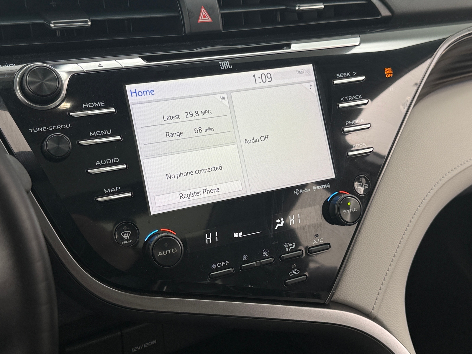 Thumbnail: 2019 Toyota Camry - 3